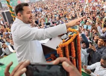 ಬಿಹಾರದ ಈ ಕ್ಷೇತ್ರದಲ್ಲಿ ತನ್ನದೇ ಪಕ್ಷದ ಅಭ್ಯರ್ಥಿ ವಿರುದ್ಧ ಆರ್ಜೆಡಿ ನಾಯಕ ತೇಜಸ್ವಿ ಯಾದವ್ ಪ್ರಚಾರ!