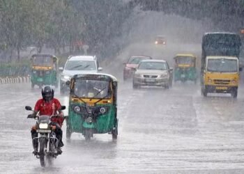 ಬೆಂಗಳೂರಲ್ಲಿ ಬೆಳ್ಳಂಬೆಳಗ್ಗೆ ಜಿಟಿಜಿಟಿ ಮಳೆ.. ರಾಜ್ಯದ 7 ಜಿಲ್ಲೆಗೆ ಆರೆಂಜ್ ಅಲರ್ಟ್!