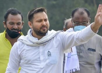 ವಾರಗಳ ಹಗ್ಗಜಗ್ಗಾಟಕ್ಕೆ ತೆರೆ: ಬಿಹಾರ ‘ಮಹಾಘಟಬಂಧನ್’ ಸಿಎಂ ಅಭ್ಯರ್ಥಿಯಾಗಿ ತೇಜಸ್ವಿ ಯಾದವ್ ಆಯ್ಕೆ