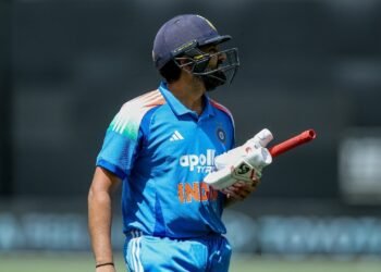 ದಿಗ್ಗಜರ ರಕ್ಷಣೆಗೆ ನಿಂತ ‘ಕ್ರಿಕೆಟ್ ಪ್ರೊಫೆಸರ್’: ಅಶ್ವಿನ್ ಮಾತಿನ ಹಿಂದಿನ ಮರ್ಮವೇನು?