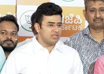 ಸಿದ್ದರಾಮಯ್ಯ ಸರ್.. ಅಮಾವಾಸ್ಯೆ, ಹುಣ್ಣಿಮೆ ದಿನನೂ ಸೂರ್ಯ ಇರ್ತಾನೆ : ಸಿಎಂಗೆ ತೇಜಸ್ವಿ ಸೂರ್ಯ ತಿರುಗೇಟು!