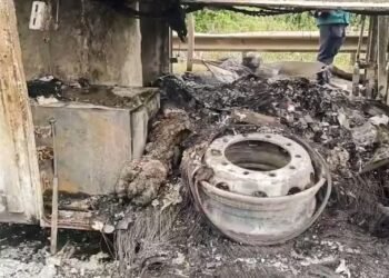 ಕರ್ನೂಲ್ ಬಸ್ ದುರಂತ: ಬೆಂಕಿಯ ತೀವ್ರತೆ ಹೆಚ್ಚಲು 234 ಸ್ಮಾರ್ಟ್ಫೋನ್ಗಳೂ ಕಾರಣವಾಯಿತೇ?
