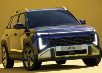 ಹ್ಯುಂಡೈ ವೆನ್ಯೂ 2025 ಅನಾವರಣ: ದೊಡ್ಡ ಗಾತ್ರ, ಅದ್ಭುತ ತಂತ್ರಜ್ಞಾನದೊಂದಿಗೆ ಬುಕ್ಕಿಂಗ್ ಆರಂಭ!