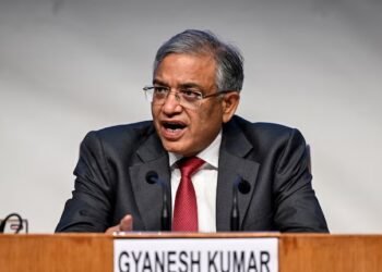 ದೇಶದಲ್ಲಿ 2 ದಶಕಗಳ ಬಳಿಕ SIR ಪರಿಷ್ಕರಣೆ ; ಕೇಂದ್ರ ಚುನಾವಣಾ ಆಯೋಗ ಘೋಷಣೆ