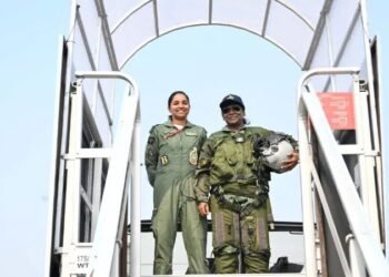 ಪಾಕ್‌ ಸೆರೆ ಹಿಡಿದ ಪೈಲಟ್‌ ಶಿವಾಂಗಿ ಸಿಂಗ್ ಜೊತೆ ಫೋಟೋ ತೆಗೆಸಿದ ರಾಷ್ಟ್ರಪತಿ