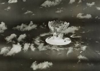 ಜಾಗತಿಕ ರಾಜಕೀಯದಲ್ಲಿ ಹೊಸ ಬಿರುಗಾಳಿ: 33 ವರ್ಷಗಳ ಮೌನ ಮುರಿದು ಅಣ್ವಸ್ತ್ರ ಪರೀಕ್ಷೆಗೆ ಟ್ರಂಪ್ ಆದೇಶ