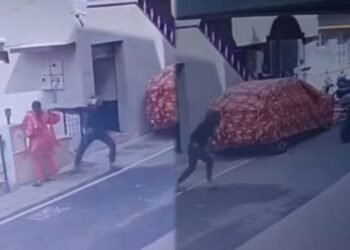 ಸಮೀಕ್ಷೆಗೆ ಬಂದ ಟೀಚರಮ್ಮನ ಚೈನ್ ಕದ್ದ ಕದೀಮರು : ಸಿಸಿಟಿವಿಯಲ್ಲಿ ದೃಶ್ಯ ಸೆರೆ