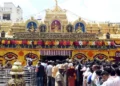 ಹಾಸನಾಂಬೆ ದೇವಿಯ ದರ್ಶನಕ್ಕೆ ಹರಿದು ಬಂದ ಭಕ್ತ ಸಾಗರ: ಬೆಂಗಳೂರು- ಹಾಸನ ಬಸ್ ಸಂಚಾರ ತಾತ್ಕಾಲಿಕವಾಗಿ ಸ್ಥಗಿತ!