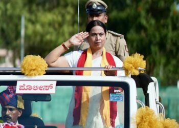 ಸಾಮರಸ್ಯದಿಂದ ಕೂಡಿದ ಕನ್ನಡ ನಾಡನ್ನು ನಿರ್ಮಾಣ ಮಾಡೋಣ ; ಕನ್ನಡದ ಕಂಪನ್ನು ಎಲ್ಲೆಡೆ ಪಸರಿಸೋಣ : ಲಕ್ಷ್ಮಿ ಹೆಬ್ಬಾಳ್ಕರ್