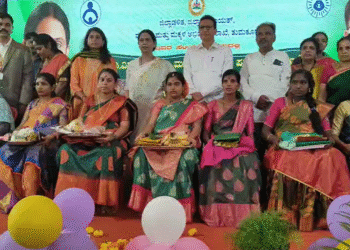 ಕಲ್ಪತರು ನಾಡಿನಲ್ಲಿ  ಸಾಮೂಹಿಕ ಸೀಮಂತ | ಗರ್ಭಿಣಿಯರಿಗೆ ಮಡಿಲು ತುಂಬಿದ ಹೆಬ್ಬಾಳ್ಕರ್