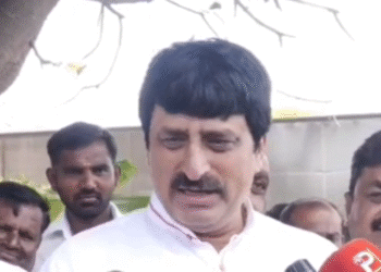 ನಾನು ಯಾವ ಬಣನೂ ಅಲ್ಲ | ಯೋಗೇಶ್ವರ್  ಹೇಳಿಕೆ