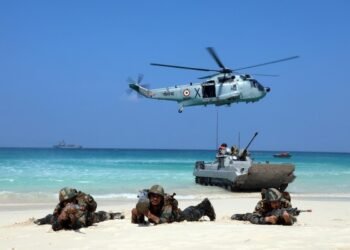 ಪಶ್ಚಿಮದ ‘ತ್ರಿಶೂಲ್’ ಬೆನ್ನಲ್ಲೇ ಪೂರ್ವದಲ್ಲಿ ‘ಪೂರ್ವಿ ಪ್ರಚಂಡ ಪ್ರಹಾರ್’: ಚೀನಾ ಗಡಿಯಲ್ಲಿ ಬೃಹತ್ ಸಮರಾಭ್ಯಾಸಕ್ಕೆ ಸೇನೆ ಸಜ್ಜು