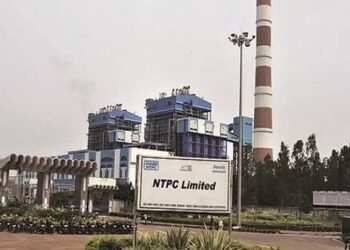 ಕೇಂದ್ರ ಸರ್ಕಾರದ NTPCಯಲ್ಲಿ 4 ಹುದ್ದೆಗಳ ನೇಮಕಾತಿ: 1.6 ಲಕ್ಷ ರೂಪಾಯಿ ಸ್ಯಾಲರಿ
