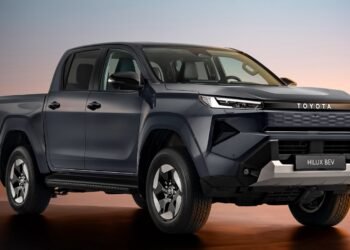 ಟೊಯೊಟಾ ಹಿಲಕ್ಸ್ : ಎಲೆಕ್ಟ್ರಿಕ್, ಹೈಬ್ರಿಡ್, ICE ಮತ್ತು ಹೈಡ್ರೋಜನ್ ಆಯ್ಕೆಗಳೊಂದಿಗೆ 9ನೇ ತಲೆಮಾರಿನ ಪಿಕ್‌ಅಪ್ ಅನಾವರಣ!