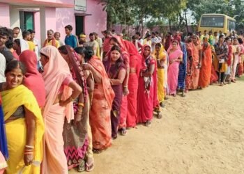 ಬಿಹಾರದಲ್ಲಿ ದಾಖಲೆ ಮತದಾನ : ಪುರುಷರನ್ನು ಹಿಂದಿಕ್ಕಿದ ಮಹಿಳಾ ಮತದಾರರು