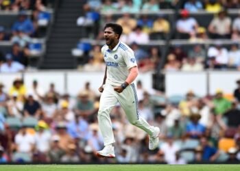 ದಕ್ಷಿಣ ಆಫ್ರಿಕಾ ಟೆಸ್ಟ್‌ ಸರಣಿಯಿಂದ ನಿತೀಶ್‌ ರೆಡ್ಡಿಗೆ ಗೇಟ್‌ಪಾಸ್! ಧ್ರುವ್ ಜುರೆಲ್‌ಗೆ ಸ್ಥಾನ? ಕಾರಣವೇನು?