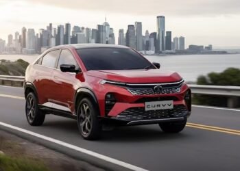 ಟಾಟಾ ಕರ್ವ್‌ಗೆ ‘ಎಕ್ಸಿಕ್ಯೂಟಿವ್’ ಸ್ಪರ್ಶ : ಹಿಂಬದಿ ಪ್ರಯಾಣಿಕರೇ ಟಾರ್ಗೆಟ್!