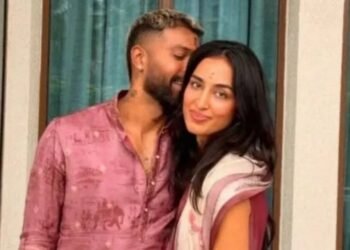 ಹೊಸ ಗೆಳತಿ ಮಹಿಕಾ ಬೆರಳಲ್ಲಿ ಪಾಂಡ್ಯ ಕೊಟ್ಟ ವಜ್ರದ ಉಂಗುರ ; ನಿಶ್ಚಿತಾರ್ಥದ ಗುಸುಗುಸು!