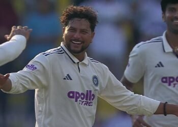 ಗುವಾಹಟಿಯ ನಿರ್ಜೀವ ಪಿಚ್‌ನಲ್ಲಿ ಕುಲ್ದೀಪ್ ಯಾದವ್ ಇಂದ್ರಜಾಲ ; ಟೀಂ ಇಂಡಿಯಾದ ಪಾಲಿಗೆ ‘ಎಕ್ಸ್-ಫ್ಯಾಕ್ಟರ್’ ಆದ ಚೈನಾಮನ್!