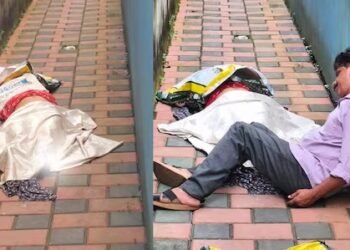 ಲೈಂಗಿಕ ಕಾರ್ಯಕರ್ತೆಯನ್ನು ಕೊಲೆಗೈದು ಶವ ಸಾಗಿಸಲು ಯತ್ನ ; ಅಂಗಳದಲ್ಲೇ ಕುಸಿದುಬಿದ್ದ ಹಂತಕ!