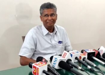 ‘ಕೆಲವರಿಂದಲೇ ಕಾಂಗ್ರೆಸ್ ಪಕ್ಷ ಅಧಿಕಾರಕ್ಕೆ ಬಂದಿದೆ’ ಅನ್ನೋದನ್ನ ನಾನೋಪ್ಪಲ್ಲ : ಪರೋಕ್ಷವಾಗಿ ಡಿಕೆಶಿಗೆ ಟಾಂಗ್ ಕೊಟ್ಟ ಸತೀಶ್