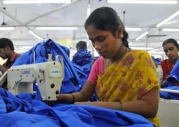 ಗುತ್ತಿಗೆ ಆಧಾರದ ನೌಕರರಿಗೆ ಕೇಂದ್ರ ಸರ್ಕಾರದಿಂದ ಗುಡ್ ನ್ಯೂಸ್ : ಒಂದೇ ವರ್ಷಕ್ಕೆ ಸಿಗಲಿದೆ ಗ್ರ್ಯಾಚುಟಿ