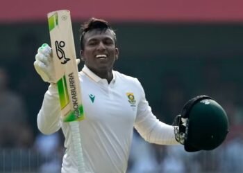 ಶೂನ್ಯದಿಂದ ಶಿಖರಕ್ಕೆ : ಸೆನುರನ್ ಮುತ್ತುಸ್ವಾಮಿ ಎಂಬ ಟೆಸ್ಟ್ ಹೀರೋನ ರೋಚಕ ‘ಕಮ್‌ಬ್ಯಾಕ್’ ಕಥೆ!