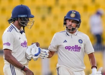 ಟಾರ್ಗೆಟ್ ಬಗ್ಗೆ ತಲೆಕೆಡಿಸಿಕೊಳ್ಳಬೇಡಿ, ಬ್ಯಾಟಿಂಗ್ ಕಡೆ ಗಮನಕೊಡಿ: ಟೀಂ ಇಂಡಿಯಾಗೆ ಪೂಜಾರ ಕಿವಿಮಾತು