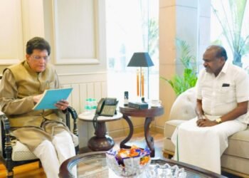 ಕರ್ನಾಟಕದ 9 ಜಿಲ್ಲೆಗಳಲ್ಲಿ ರಾಷ್ಟ್ರೀಯ ಕೈಗಾರಿಕಾ ಕಾರಿಡಾರ್ ನಿರ್ಮಾಣಕ್ಕೆ ಕೇಂದ್ರದಿಂದ ಸಕಾರಾತ್ಮಕ ಸ್ಪಂದನೆ!