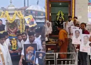 ‘ಕೈ’ ಪಾಳಯಾದಲ್ಲಿ ಜೋರಾದ ಖುರ್ಚಿ ಕದನ | ಸಿಎಂ- ಡಿಸಿಎಂ ಅಭಿಮಾನಿಗಳಿಂದ ವಿಶೇಷ ಪೂಜೆ