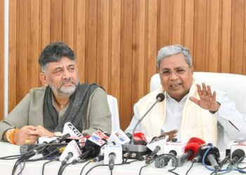 ನಾವಿಬ್ಬರು ಒಂದಾಗಿದ್ದೇವೆ, ಹೈಕಮಾಂಡ್‌ ಹೇಳಿದಂತೆ ಕೇಳುತ್ತೇವೆ | ಸಿಎಂ -ಡಿಸಿಎಂ ಒಗ್ಗಟಿನ ಸಂದೇಶ