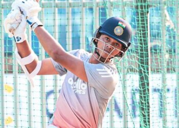 IND vs SA 1st ODI : ರೋಹಿತ್ ಜೊತೆ ಜೈಸ್ವಾಲ್‌ಗೆ ಓಪನಿಂಗ್‌ ಚಾನ್ಸ್‌? ಋತುರಾಜ್‌ಗೆ ನಿರಾಸೆ ಸಾಧ್ಯತೆ