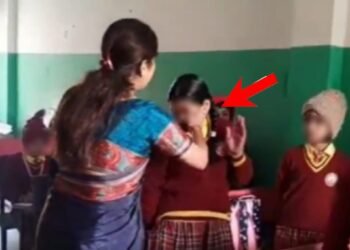 ತರಗತಿಯಲ್ಲಿ ಮಕ್ಕಳಿಗೆ ಕಪಾಳ ಮೋಕ್ಷ ಮಾಡಿದ ಶಿಕ್ಷಕಿ | ವಿಡಿಯೋ ವೈರಲ್ ಬೆನ್ನಲ್ಲೇ ಭುಗಿಲೆದ್ದ ಆಕ್ರೋಶ!