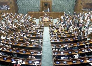 ಚಳಿಗಾಲದ ಅಧಿವೇಶನದಲ್ಲಿ ‘SIR-ವೋಟ್‌ ಚೋರಿ’ ಕಿಚ್ಚು | ಕಲಾಪ ಮುಂದೂಡಿಕೆ