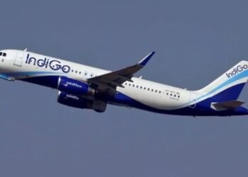 ಸಿಬ್ಬಂದಿ ಕೊರತೆ ಬಿಸಿ : ದೇಶಾದ್ಯಂತ ಇಂಡಿಗೋ ವಿಮಾನಗಳ ಹಾರಾಟ ರದ್ದು, ಪ್ರಯಾಣಿಕರ ಪರದಾಟ