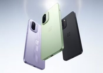 ಫ್ಲ್ಯಾಗ್‌ಶಿಪ್‌ಗಳಿಗೇ ನಡುಕ ಹುಟ್ಟಿಸಿದ ಒನ್​ಪ್ಲಸ್​ ಏಸ್ 6T : 8,300mAh ಬ್ಯಾಟರಿ, ಹೊಚ್ಚ ಹೊಸ ಪ್ರೊಸೆಸರ್!