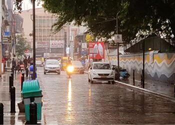 ಸಿಲಿಕಾನ್ ಸಿಟಿಯಲ್ಲಿ ತುಂತುರು ಮಳೆ | ಚಳಿಯಲ್ಲೂ ತಂಪೆರೆದ ಮಳೆರಾಯ!