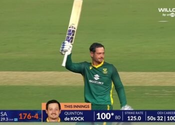 ವಿಶಾಖಪಟ್ಟಣದಲ್ಲಿ ಡಿ ಕಾಕ್ ಅಬ್ಬರ : ಭಾರತದ ವಿರುದ್ಧ ಭರ್ಜರಿ ಶತಕ, ಸಚಿನ್-ಕೊಹ್ಲಿ ದಾಖಲೆ ಉಡೀಸ್!