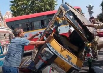 ಚಿಕ್ಕಬಳ್ಳಾಪುರದಲ್ಲಿ ಭೀಕರ ಸರಣಿ ಅಪಘಾತ.. ವೃದ್ಧ ಬಲಿ