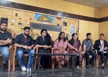 ನಟಿ ಸಂಯುಕ್ತ ಹೊರನಾಡು ಶ್ವಾನ ಪ್ರೀತಿ!