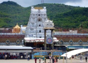 ತಿರುಪತಿಯಲ್ಲಿ ಮತ್ತೊಂದು ದೊಡ್ಡ ಹಗರಣ | ರೇಷ್ಮೆ ಶಲ್ಯಗಳ ಪೂರೈಕೆಯಲ್ಲಿ 54 ಕೋಟಿ ಗೋಲ್ಮಾಲ್ | ACB ತನಿಖೆಗೆ ಆಗ್ರಹ