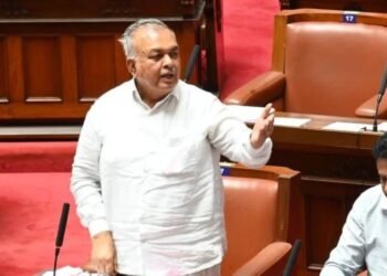 RTO ಕಚೇರಿಗಳಲ್ಲಿ ಮಧ್ಯವರ್ತಿಗಳು ಕಂಡುಬಂದರೆ ಸಂಬಂಧಪಟ್ಟ ಅಧಿಕಾರಿಗಳು ಸಸ್ಪೆಂಡ್ | ಸಚಿವ ರಾಮಲಿಂಗಾರೆಡ್ಡಿ