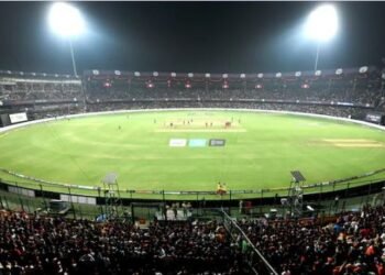 ಚಿನ್ನಸ್ವಾಮಿ ಕ್ರೀಡಾಂಗಣದಲ್ಲಿ ಮತ್ತೆ ಕ್ರಿಕೆಟ್ ಸಂಭ್ರಮ ; ಸುರಕ್ಷತಾ ಷರತ್ತಿನೊಂದಿಗೆ ಪಂದ್ಯಾವಳಿಗೆ ಸಂಪುಟ ಒಪ್ಪಿಗೆ