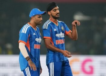 ಟಿ20 ಇತಿಹಾಸದಲ್ಲೇ ಅತ್ಯಂತ ದೀರ್ಘ ಓವರ್ : 7 ವೈಡ್, 13 ಎಸೆತ! ಅರ್ಶದೀಪ್ ಎಡವಟ್ಟಿಗೆ ಗಂಭೀರ್ ತತ್ತರ