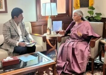 ವಿತ್ತ ಸಚಿವೆಯನ್ನು ಭೇಟಿಯಾದ ಸಂಸದ ಬಿ.ವೈ ರಾಘವೇಂದ್ರ | ಕೊಲ್ಲೂರು ಕಾರಿಡಾರ್ ಯೋಜನೆ ಕುರಿತು ಚರ್ಚೆ