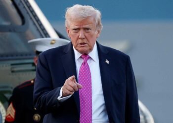 ಅಮೆರಿಕ ಪ್ರವೇಶಕ್ಕೆ ಮತ್ತಷ್ಟು ಕಠಿಣ ನಿಯಮ: ಪ್ಯಾಲೆಸ್ತೀನ್ ಸೇರಿದಂತೆ 20 ದೇಶಗಳ ಮೇಲೆ ಟ್ರಂಪ್ ಪ್ರಯಾಣ ನಿರ್ಬಂಧ