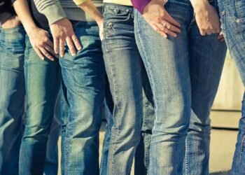 ಹರಿದ ಜೀನ್ಸ್ ಧರಿಸುವಂತಿಲ್ಲ, ಲಂಚಕ್ಕೆ ಕೈಚಾಚುವಂತಿಲ್ಲ : ಸರ್ಕಾರಿ ನೌಕರರಿಗೆ ಇಲ್ಲಿವೆ ಸ್ಟ್ರಿಕ್ಟ್ ರೂಲ್ಸ್