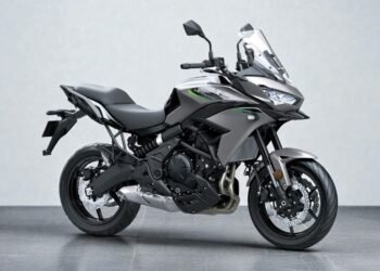 ಭಾರತಕ್ಕೆ ಲಗ್ಗೆ ಇಟ್ಟ 2026ರ ಕವಾಸಕಿ ವರ್ಸಿಸ್ 650 : ಇಲ್ಲಿದೆ ಬೆಲೆ, ಫೀಚರ್​ಗಳ ವಿವರ