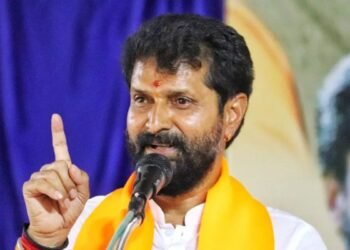 ನಿಮ್ಮ ರಾಜಕೀಯ ಸ್ವಾರ್ಥಕ್ಕೆ ಕನ್ನಡಿಗರ ಸ್ವಾಭಿಮಾನ ಅಡವಿಡಬೇಡಿ | ಸಿಎಂ-ಡಿಸಿಎಂ ವಿರುದ್ದ ಸಿ.ಟಿ.ರವಿ ವಾಗ್ದಾಳಿ