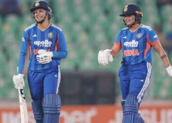 ಲಂಕಾ ವನಿತೆಯರ ವಿರುದ್ಧ ಭಾರತಕ್ಕೆ ಭರ್ಜರಿ ಜಯ ; ಸ್ಮೃತಿ-ಶಫಾಲಿ ಐತಿಹಾಸಿಕ ಜತೆಯಾಟದ ದಾಖಲೆ!